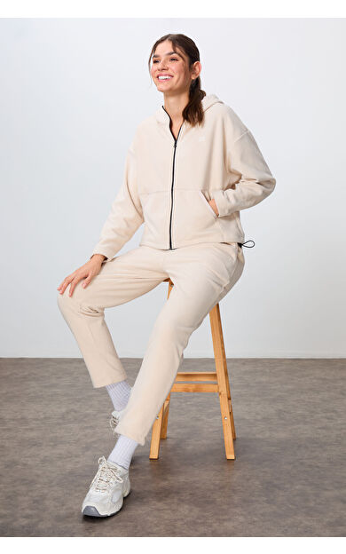 Bej Kalın Yumuşak Dokulu Kapüşonlu Oversize Nakışlı Polar Kadın Eşofman Takım -95338