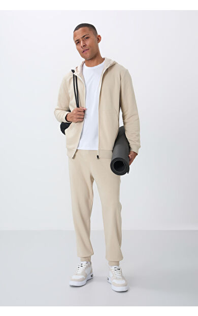 Bej Kompakt Pamuklu Kalın Pürüzsüz Dokulu Kapüşonlu Comfort Fit Erkek Eşofman Takım - 85262