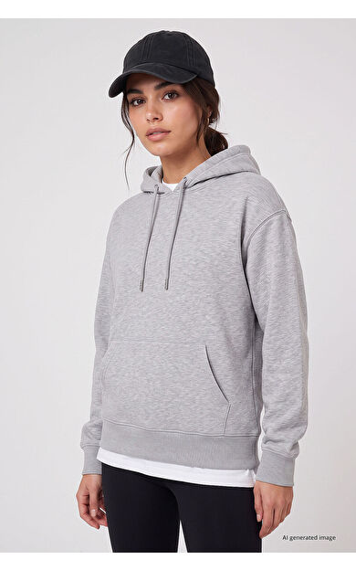 Yeni Gri Melanj Standart Kapüşonlu Kanguru Cepli Basic Kadın Sweatshirt - 97321
