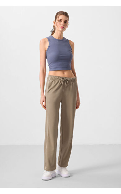 Koyu Bej Yumuşak Dokulu Yan Panel Detaylı Geniş Paça Kadın Palazzo Pantolon - 94669