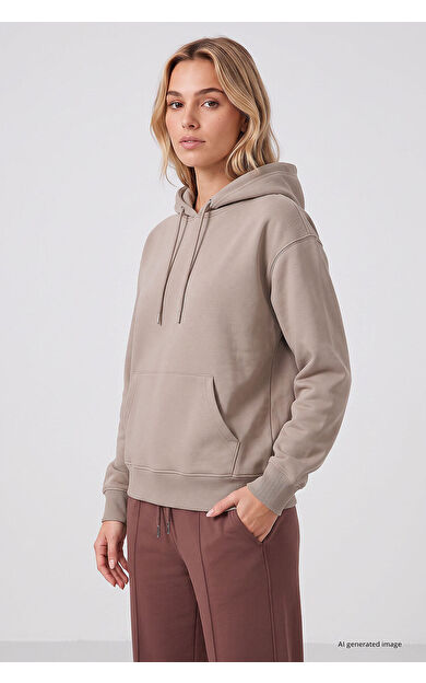 Yeni Koyu Bej Standart Kapüşonlu Kanguru Cepli Basic Kadın Sweatshirt - 97321