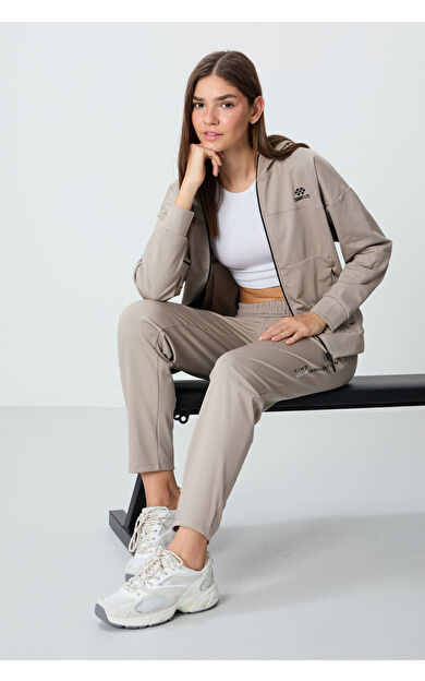 Koyu Bej Kapüşonlu Gizli Cep Detaylı Standart Kalıp Kadın Eşofman Takımı - 95306