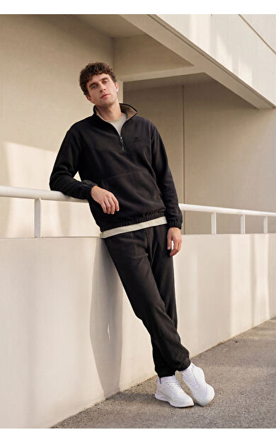 Siyah Yarım Fermuar Dik Yaka Lastik Paça Polar Erkek Eşofman Takımı - 85159