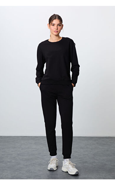 Siyah Kompakt Pamuklu Kalın Pürüzsüz Dokulu O Yaka Oversize Fit Kadın Eşofman Takım - 95341