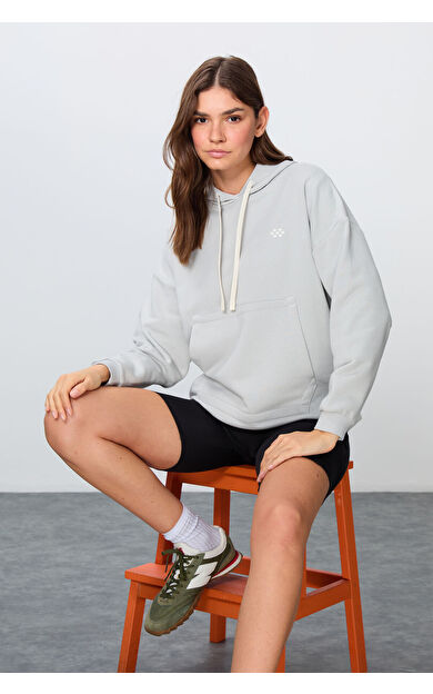 Taş Kompakt Pamuklu Kalın Pürüzsüz Dokulu Kapüşonlu Oversize Fit Kadın Sweatshirt - 97291