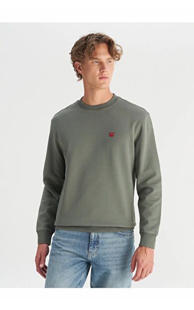 Wrangler Erkek Patch Logo Sweatshirt W2520255801